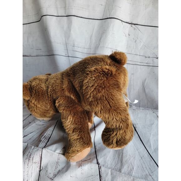 Kohl's Cares The World of Eric Carle 12in Brown Bear plush What Do You See Book - Picture 4 of 8